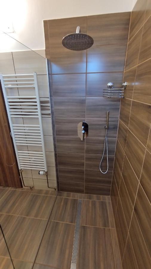 Apartman Amsel Ostrov  Εξωτερικό φωτογραφία